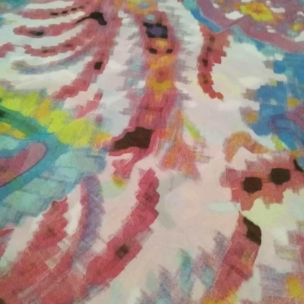 Multicolored silky polyester fabrics in pastel colors